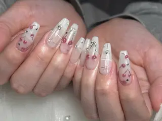ネイル Nailsalon SIRIUSのネイルデザイン