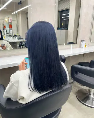 ミディアム カラー パーマ ヘアアレンジ キッズ ネイル マツエク・マツパ アイブロウ 🦋透明感グレージュ /韓国レイヤー🦋のヘアスタイル