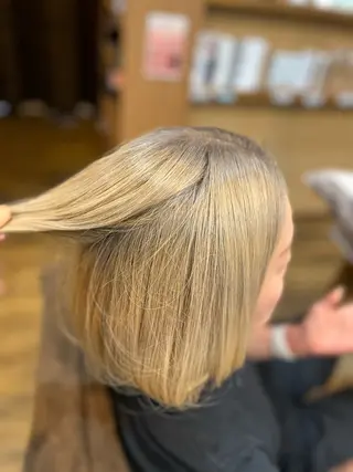 カラー Lamie所属・大人女子&髪改善専門 Nobuフリーランスのヘアスタイル