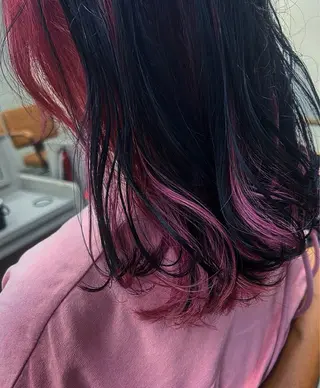 カラー Tiele所属・中山 愛里のヘアスタイル