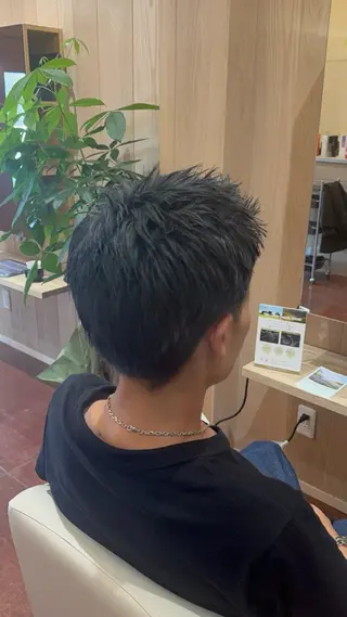 ショート カラー メンズ ルプラボウ/艶カラー /縮毛矯正/いくとのヘアスタイル