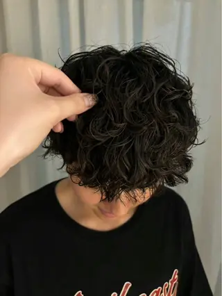 ショート パーマ カットモデル FILMSりくのヘアスタイル