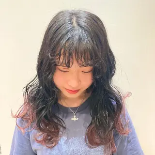 ロング カラー octo所属・梅澤 杏菜のヘアスタイル