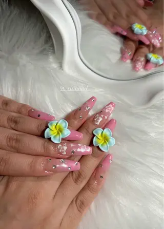 ネイル 🅁nail🪞✨ risa🎀のネイルデザイン