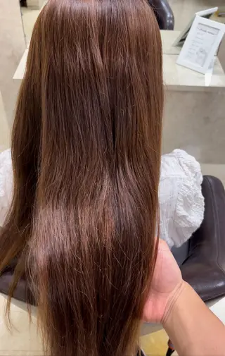 ロング CARE SHINSAIBASHI所属・縮毛・酸性ストレート 特化のヘアスタイル