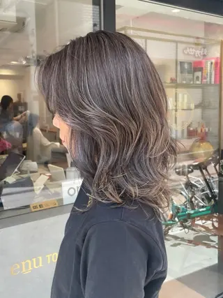 ミディアム カラー ナガミネアリサ/ 学芸大学/海外ヘアのヘアスタイル