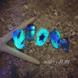 ネイル NEO Beauty Salon所属・𝐍𝐄𝐎 𝐉𝐔𝐑𝐈のネイルデザイン