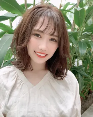 ミディアム カラー 透明感/オリーブ/ グレージュ/YUKAのヘアスタイル