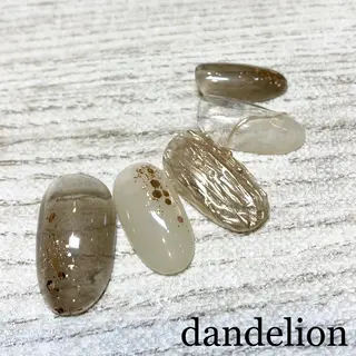 ネイル dandelion ダンデライオンのネイルデザイン