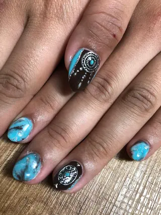 ネイル 安藤 Charlotteのネイルデザイン