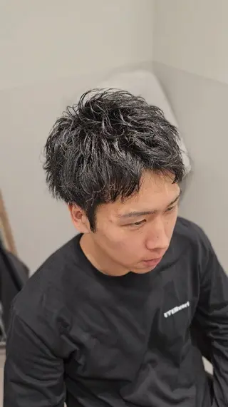 メンズ パーマ サロウィン　神戸三宮店所属・三宮No.1ブリーチ 無しカラー/杉山太貴のヘアスタイル