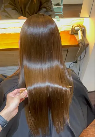 ロング CoCooN TAKUMAのヘアスタイル