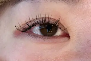 マツエク・マツパ tiara茶屋町店所属・みく/ tiara茶屋町店のマツエク・マツパデザイン