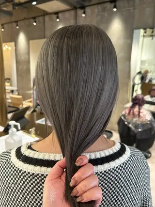 セミロング カラー 海外レイヤー 🇺🇸/ヒナコのヘアスタイル