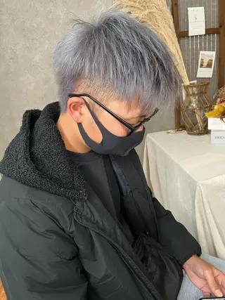 ショート メンズ エクステ・髪質改善・ ブリーチ・吉田大介のヘアスタイル