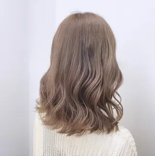 セミロング カラー パーマ ヘアアレンジ メンズ キッズ ネイル マツエク・マツパ アイブロウ 暖色系/透明感 治野心のヘアスタイル