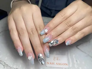 ネイル 💕鈴木ユリ パラジェル/オフ無料のネイルデザイン