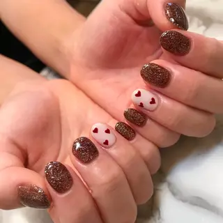 ネイル ジェヌインネイル 河内のネイルデザイン