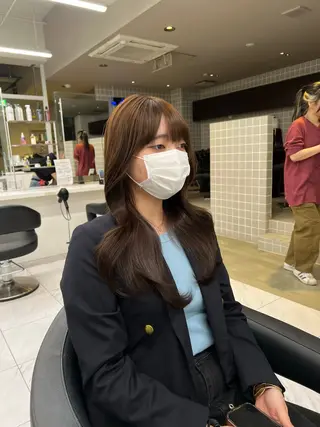 ミディアム カラー 韓国レイヤーカット /REIのヘアスタイル