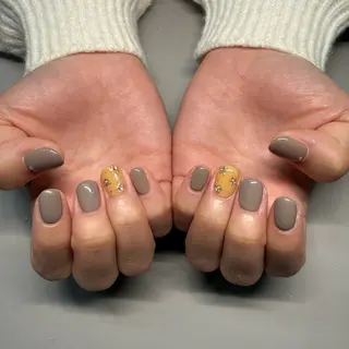 ネイル nail salon TOIRO muromi所属・黒岩 歩美のネイルデザイン