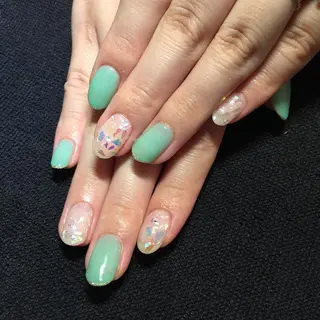 ネイル BANBINANAIL所属・イリネコ マリのネイルデザイン