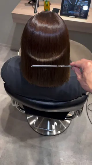 ショート カラー MiU所属・韓国×髪質改善×美髪 縮毛矯正×レイヤーのヘアスタイル