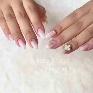 ネイル 知花 梨花のネイルデザイン