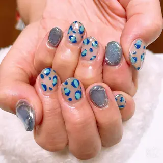 ネイル The Best Beauty受付担当のヘアスタイル