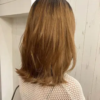 ミディアム mai /attraのヘアスタイル