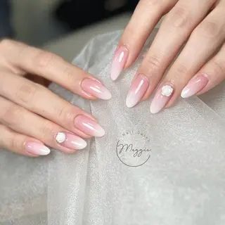 ネイル Maggie Nail🦩のネイルデザイン