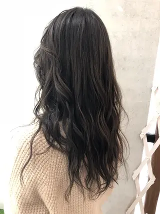 ロング カラー 樋渡 侑希のヘアスタイル