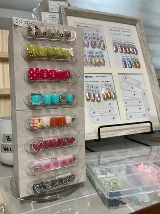 ネイル Legit nail salonのネイルデザイン