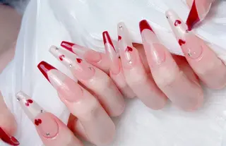 ネイル D-BEAUTY Nailsalonのネイルデザイン