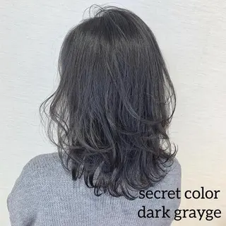 ミディアム ブリーチカラー💛 石川慧南のヘアスタイル