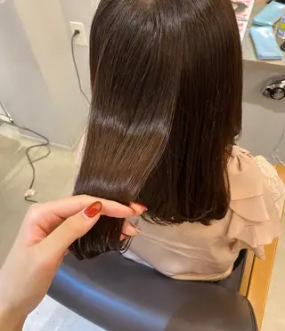 ミディアム 顔周りデザイン/ ママ美容師/濱ほのかのヘアスタイル