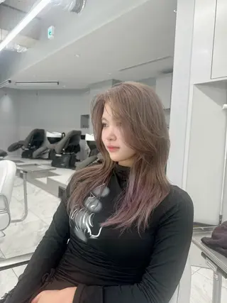 セミロング カラー 艶 ケアブリーチ 🎀🩵RISAのヘアスタイル