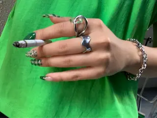 ネイル May.by Charme  Hのネイルデザイン