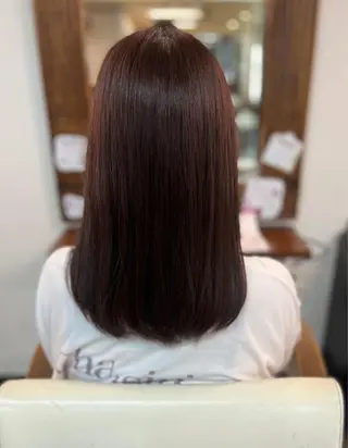 カラー 西形 梨瑚のヘアスタイル