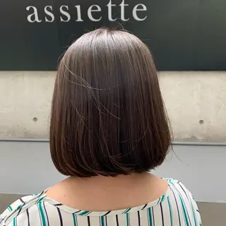 ショート カラー マネージャー八尾 裕一郎のヘアスタイル