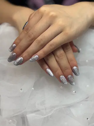 ネイル 三本 綾奈のネイルデザイン