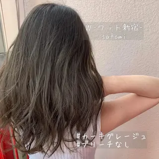 セミロング 淡色ふんわりhair 新宿satomiのヘアスタイル