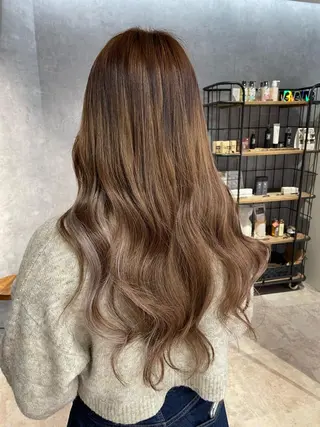 ロング Cielro【 シェイロ 】所属・Cielro/ダブル カラー/西田咲希のヘアスタイル