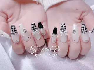 ネイル MxS Nail 【長さだし/フィルイン/マグネット/ワンホンネイル/韓国ネイル/パラジェル】所属・M×S Nail みなのネイルデザイン