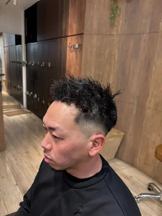 ショート メンズ 洛樹 /海外風ヘアー /フェード/パーマのヘアスタイル