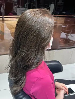 カラー aloha'lani所属・aito aiのヘアスタイル