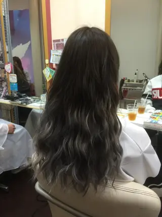 ロング カラー たけい ゆうきのヘアスタイル