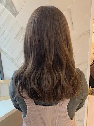 セミロング カラー 【艶髪、髪質改善✨】 Zina杉川のヘアスタイル