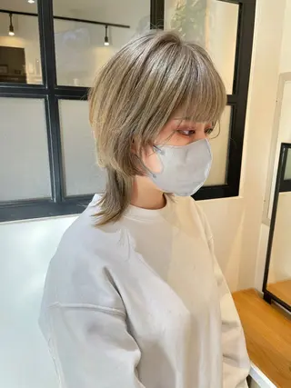 ショート カラー ハイトーン/カラー/ 用賀/稲若健太郎のヘアスタイル