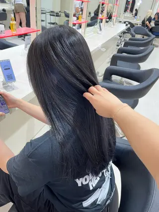 セミロング 💟RINNA 艶カラー💟のヘアスタイル