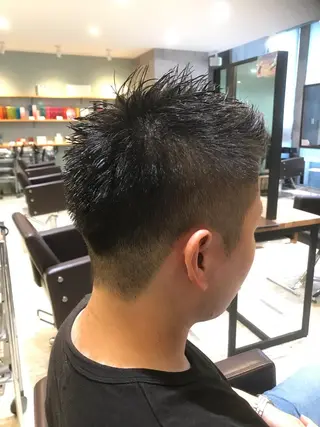 ショート カラー パーマ ヘアアレンジ メンズ キッズ ネイル マツエク・マツパ MODEK's西宮店 マネージャー神道有基のヘアスタイル